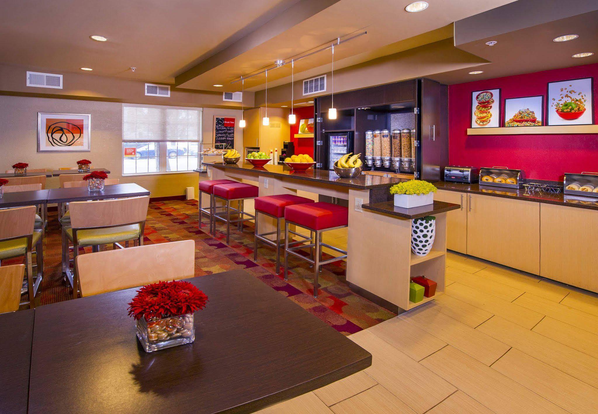 Sonesta Simply Suites Falls Church Exterior foto